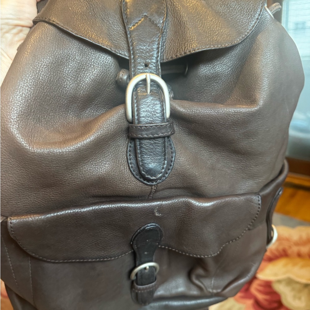 London Fog Vintage Dark Brown soft Leather Backpack never worn all leather